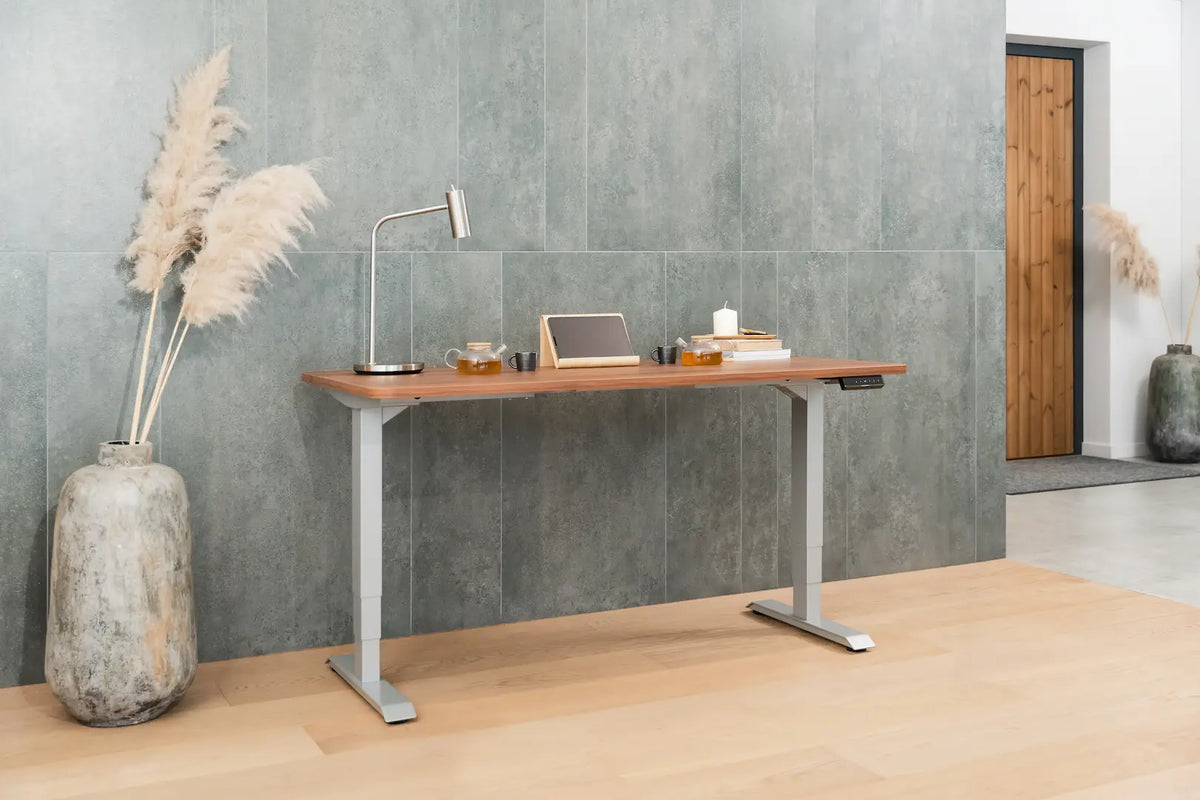 Waar moet je op letten bij het kopen van een in hoogte verstelbaar bureau?